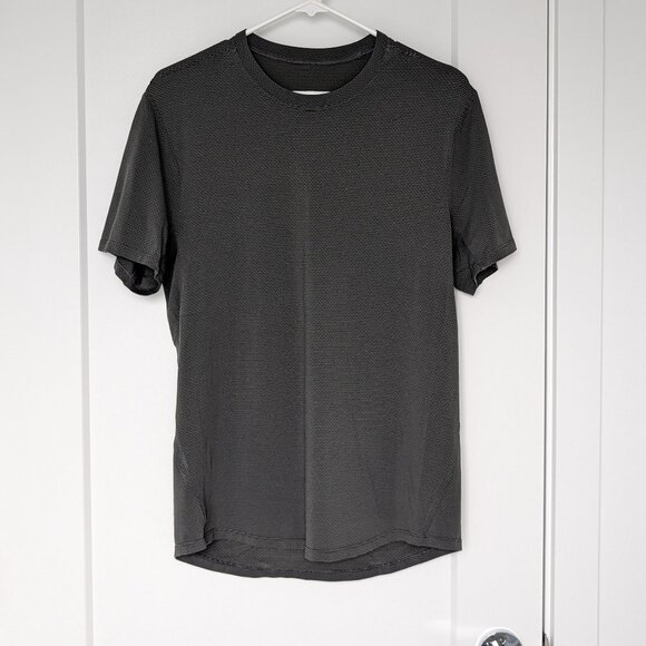Lululemon - Men's Short Sleeve - Picture 2 of 7